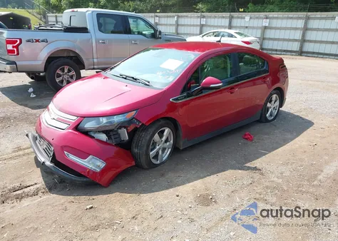 2013 Chevrolet Volt z USA, uszkodzony, nr VIN 1G1RD6E42DU147745